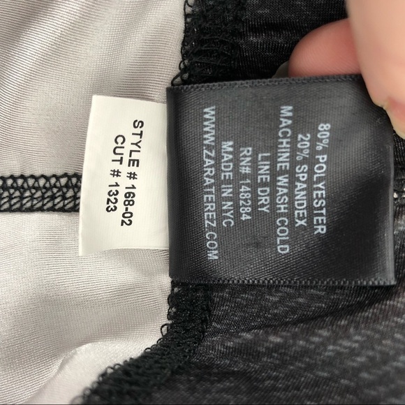 ZARA TEREZ Crystal Skull Leggings Stretch Halloween Pant S Small Grey Black - Picture 7 of 7